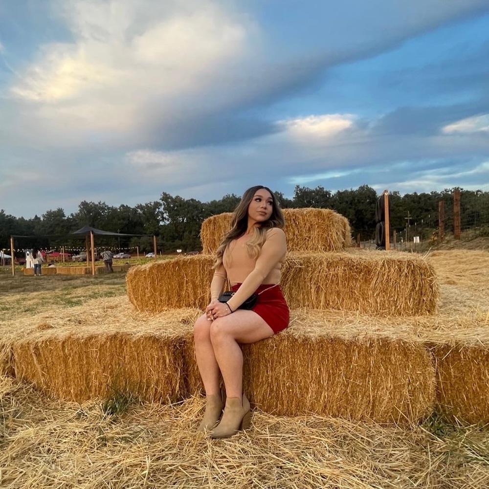 Meet your Posher, Sara